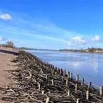 Gaestehaus Weserblick Am Weser-sandstrand *