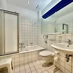 Gaestehaus Weserblick Am Weser-sandstrand Alloggio in famiglia *