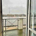 Gaestehaus Weserblick Am Weser-sandstrand Berne
