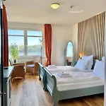 Gaestehaus Weserblick Am Weser-sandstrand *