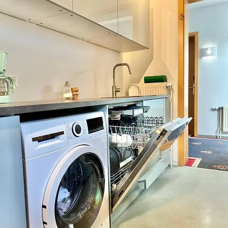 Gaestehaus Weserblick Am Weser-sandstrand