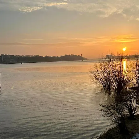 Gaestehaus Weserblick Am Weser-sandstrand Quarto em Acomodações Particulares *