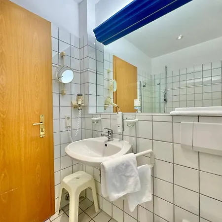 Gaestehaus Weserblick Am Weser-sandstrand Berne