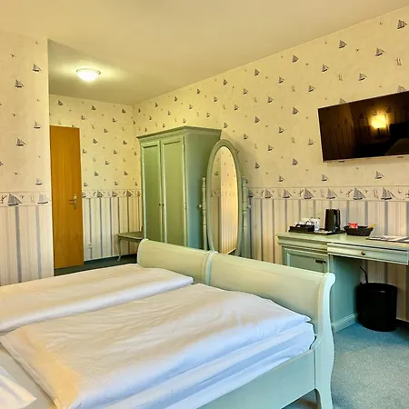 Gaestehaus Weserblick Am Weser-sandstrand Séjour chez l'habitant