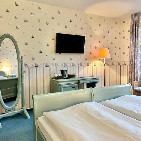 Gaestehaus Weserblick Am Weser-sandstrand Berne