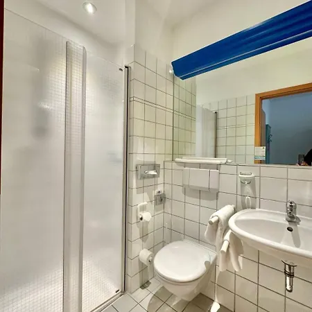 Gaestehaus Weserblick Am Weser-sandstrand * Berne