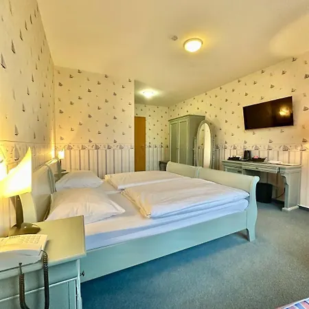 Gaestehaus Weserblick Am Weser-sandstrand * Berne