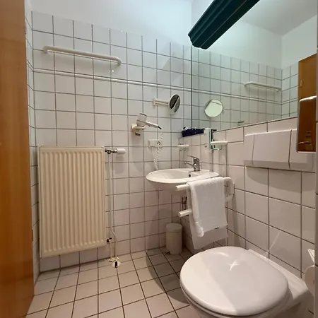 Gaestehaus Weserblick Am Weser-sandstrand * Berne