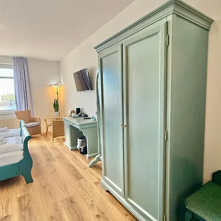 Gaestehaus Weserblick Am Weser-sandstrand