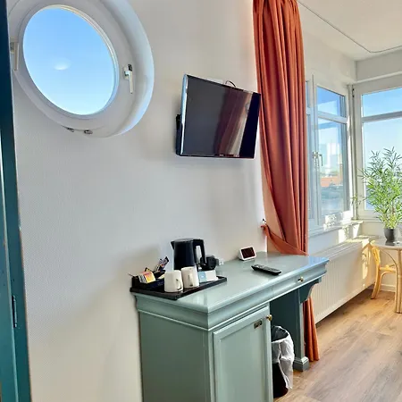 Gaestehaus Weserblick Am Weser-sandstrand Rum i privatbostad *