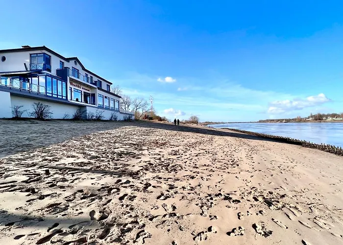 Gaestehaus Weserblick Am Weser-sandstrand