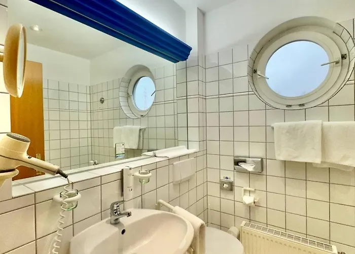 Gaestehaus Weserblick Am Weser-sandstrand