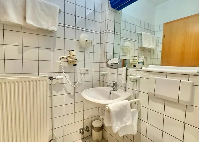 Gaestehaus Weserblick Am Weser-sandstrand * Berne