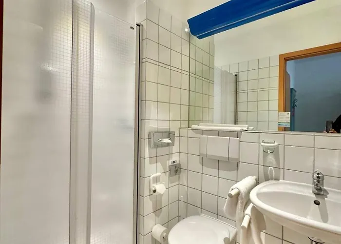 Gaestehaus Weserblick Am Weser-sandstrand * Berne