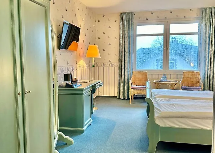 Gaestehaus Weserblick Am Weser-sandstrand