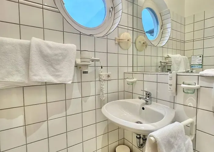 Gaestehaus Weserblick Am Weser-sandstrand Berne